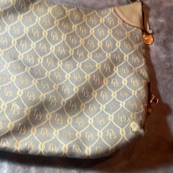 Dooney & Bourke purse - Picture 3 of 14